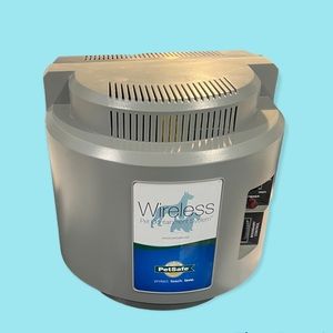 SOLD Wireless Dog Fence/Instant Pet Containment System/PetSafe Brand